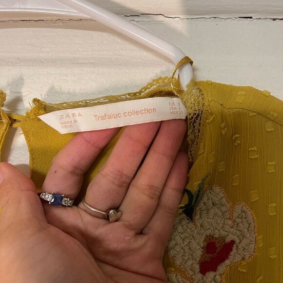 Zara Trafaluc collection embroidered detail long sleeve top - Picture 4 of 8